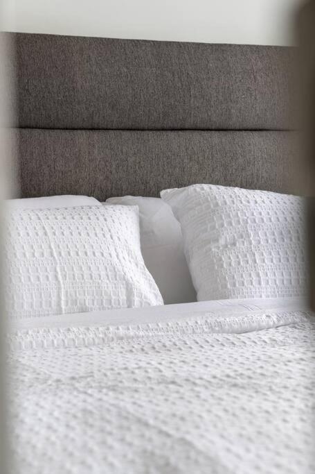 Ferienwohnung Chic 1Br Kensington Unit W/Parking YYC Exterior foto